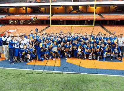 Thumbnail 3 in Maine-Endwell vs. Glens Falls (NYSPHSAA Class B Final) photogallery.