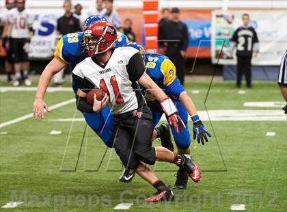 Thumbnail 3 in Maine-Endwell vs. Glens Falls (NYSPHSAA Class B Final) photogallery.