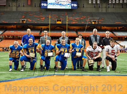 Thumbnail 1 in Maine-Endwell vs. Glens Falls (NYSPHSAA Class B Final) photogallery.