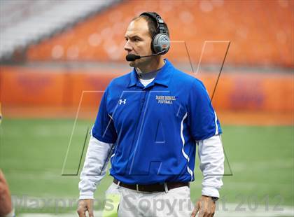 Thumbnail 1 in Maine-Endwell vs. Glens Falls (NYSPHSAA Class B Final) photogallery.