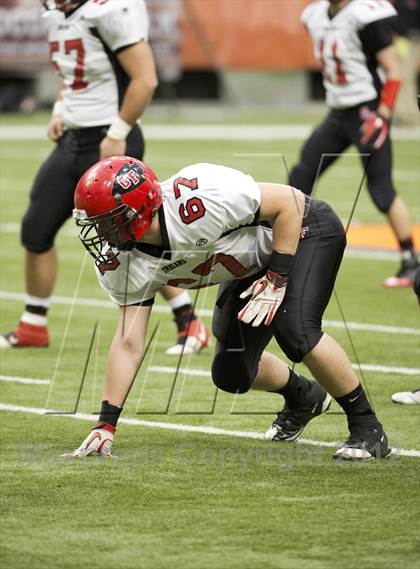 Thumbnail 2 in Maine-Endwell vs. Glens Falls (NYSPHSAA Class B Final) photogallery.