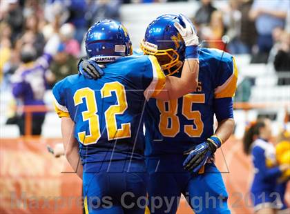 Thumbnail 2 in Maine-Endwell vs. Glens Falls (NYSPHSAA Class B Final) photogallery.