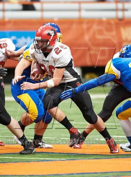 Thumbnail 1 in Maine-Endwell vs. Glens Falls (NYSPHSAA Class B Final) photogallery.