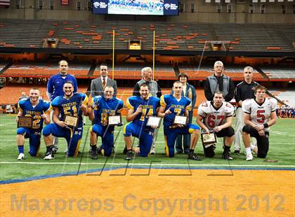 Thumbnail 1 in Maine-Endwell vs. Glens Falls (NYSPHSAA Class B Final) photogallery.