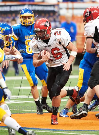Thumbnail 1 in Maine-Endwell vs. Glens Falls (NYSPHSAA Class B Final) photogallery.