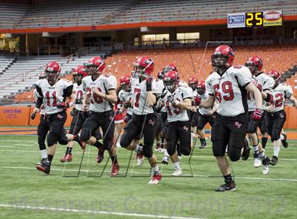 Thumbnail 1 in Maine-Endwell vs. Glens Falls (NYSPHSAA Class B Final) photogallery.