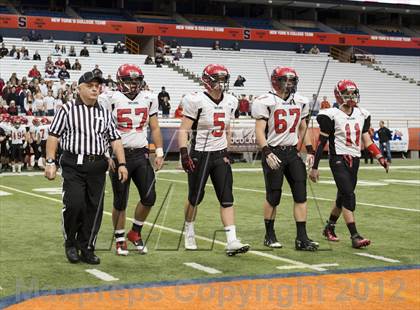 Thumbnail 3 in Maine-Endwell vs. Glens Falls (NYSPHSAA Class B Final) photogallery.