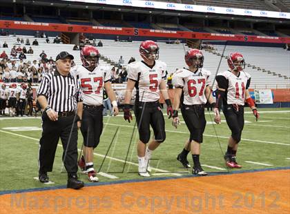 Thumbnail 1 in Maine-Endwell vs. Glens Falls (NYSPHSAA Class B Final) photogallery.