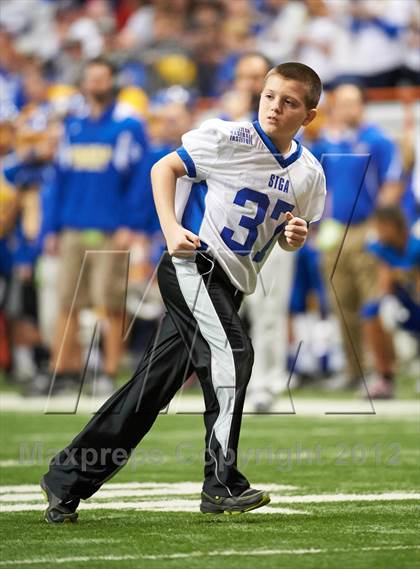 Thumbnail 3 in Maine-Endwell vs. Glens Falls (NYSPHSAA Class B Final) photogallery.