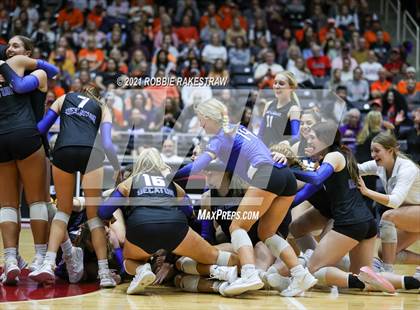 Thumbnail 2 in Celina vs. Decatur (UIL Volleyball 4A Finals) photogallery.