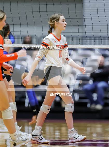 Thumbnail 3 in Celina vs. Decatur (UIL Volleyball 4A Finals) photogallery.