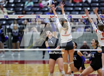 Thumbnail 3 in Celina vs. Decatur (UIL Volleyball 4A Finals) photogallery.