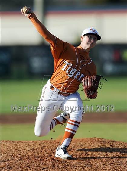 Thumbnail 3 in Buckhorn @ Grissom photogallery.