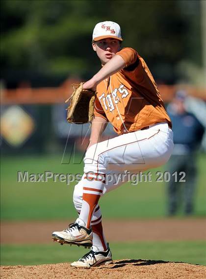 Thumbnail 3 in Buckhorn @ Grissom photogallery.