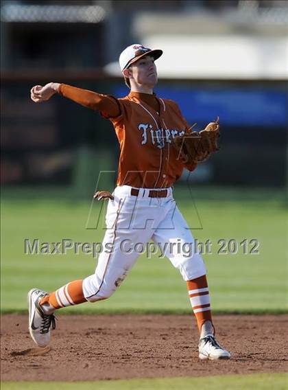 Thumbnail 2 in Buckhorn @ Grissom photogallery.