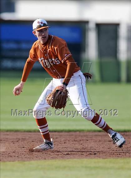 Thumbnail 2 in Buckhorn @ Grissom photogallery.