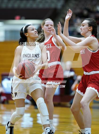 Thumbnail 3 in Cherokee @ Dobyns-Bennett photogallery.