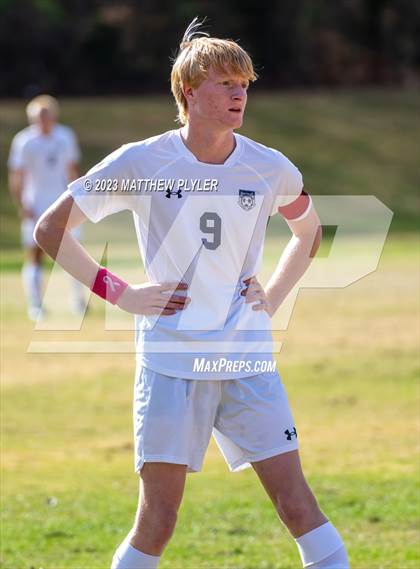 Thumbnail 1 in First Flight vs. Hickory (NCHSAA 3A Final) photogallery.