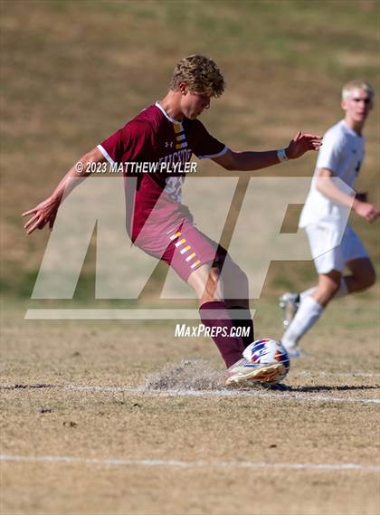 Thumbnail 1 in First Flight vs. Hickory (NCHSAA 3A Final) photogallery.