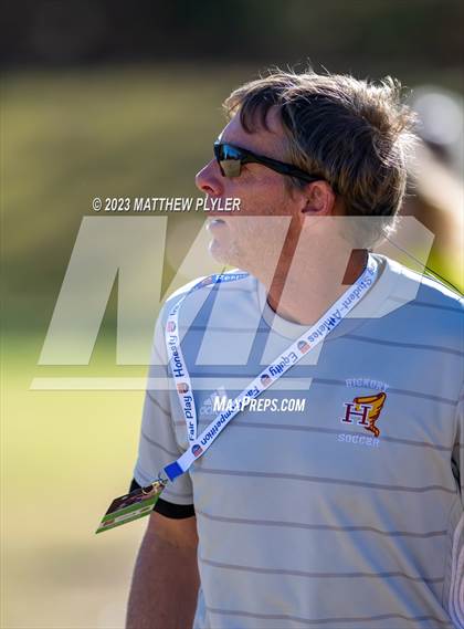 Thumbnail 3 in First Flight vs. Hickory (NCHSAA 3A Final) photogallery.