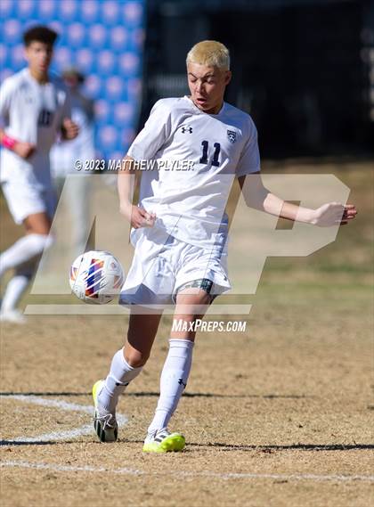 Thumbnail 2 in First Flight vs. Hickory (NCHSAA 3A Final) photogallery.
