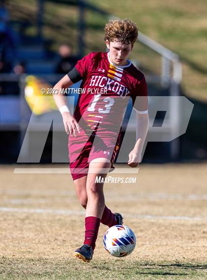 Thumbnail 3 in First Flight vs. Hickory (NCHSAA 3A Final) photogallery.