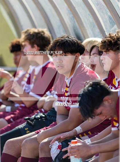 Thumbnail 3 in First Flight vs. Hickory (NCHSAA 3A Final) photogallery.