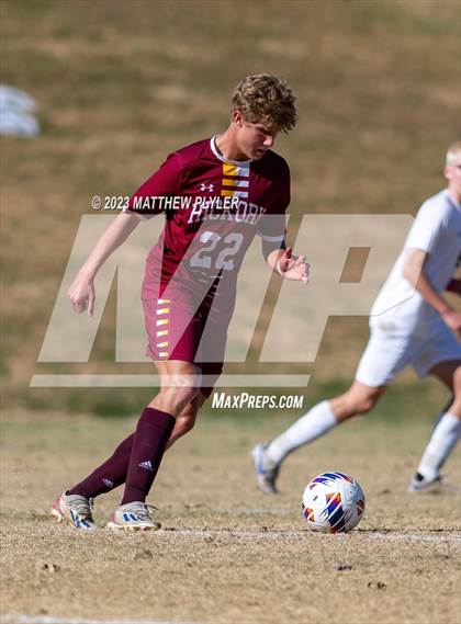 Thumbnail 3 in First Flight vs. Hickory (NCHSAA 3A Final) photogallery.