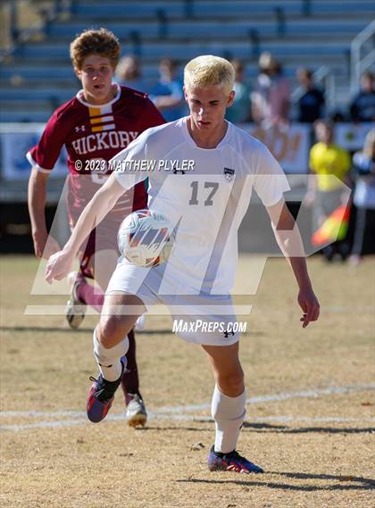Thumbnail 3 in First Flight vs. Hickory (NCHSAA 3A Final) photogallery.