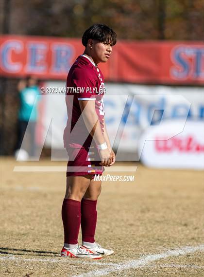Thumbnail 3 in First Flight vs. Hickory (NCHSAA 3A Final) photogallery.