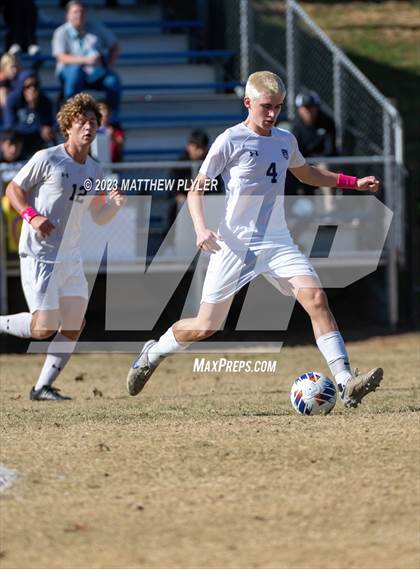 Thumbnail 3 in First Flight vs. Hickory (NCHSAA 3A Final) photogallery.