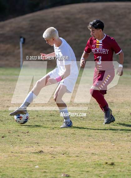 Thumbnail 3 in First Flight vs. Hickory (NCHSAA 3A Final) photogallery.