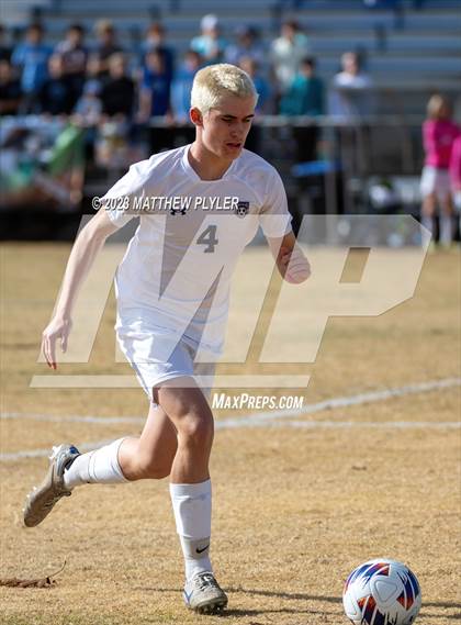 Thumbnail 2 in First Flight vs. Hickory (NCHSAA 3A Final) photogallery.