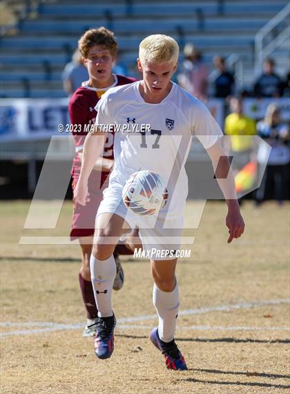 Thumbnail 1 in First Flight vs. Hickory (NCHSAA 3A Final) photogallery.