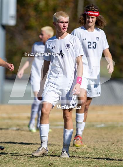 Thumbnail 3 in First Flight vs. Hickory (NCHSAA 3A Final) photogallery.