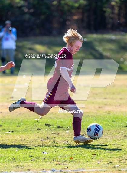 Thumbnail 2 in First Flight vs. Hickory (NCHSAA 3A Final) photogallery.