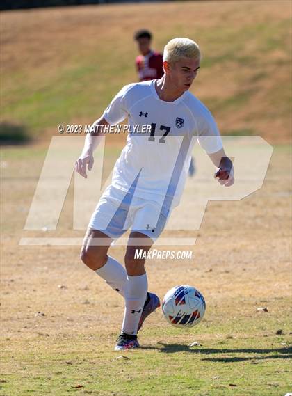 Thumbnail 2 in First Flight vs. Hickory (NCHSAA 3A Final) photogallery.