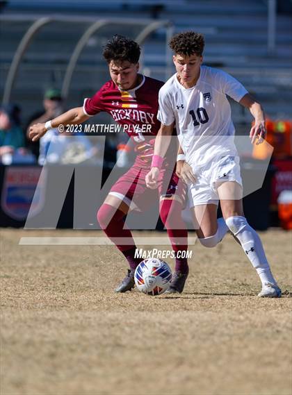 Thumbnail 3 in First Flight vs. Hickory (NCHSAA 3A Final) photogallery.