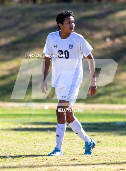 Thumbnail 2 in First Flight vs. Hickory (NCHSAA 3A Final) photogallery.