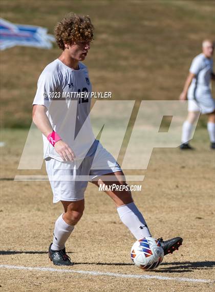 Thumbnail 3 in First Flight vs. Hickory (NCHSAA 3A Final) photogallery.