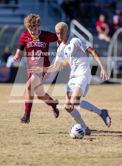 Thumbnail 2 in First Flight vs. Hickory (NCHSAA 3A Final) photogallery.