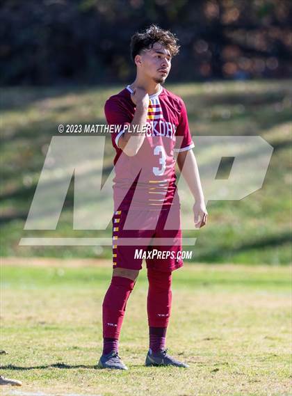 Thumbnail 1 in First Flight vs. Hickory (NCHSAA 3A Final) photogallery.