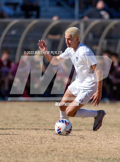 Thumbnail 3 in First Flight vs. Hickory (NCHSAA 3A Final) photogallery.