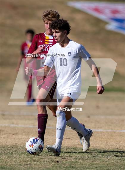 Thumbnail 1 in First Flight vs. Hickory (NCHSAA 3A Final) photogallery.