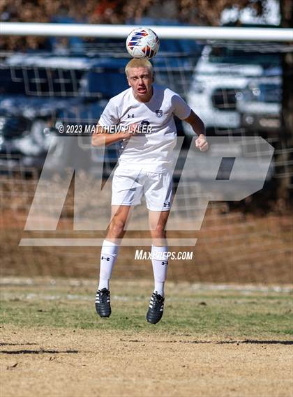 Thumbnail 3 in First Flight vs. Hickory (NCHSAA 3A Final) photogallery.