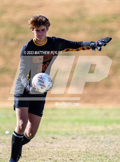 Thumbnail 3 in First Flight vs. Hickory (NCHSAA 3A Final) photogallery.