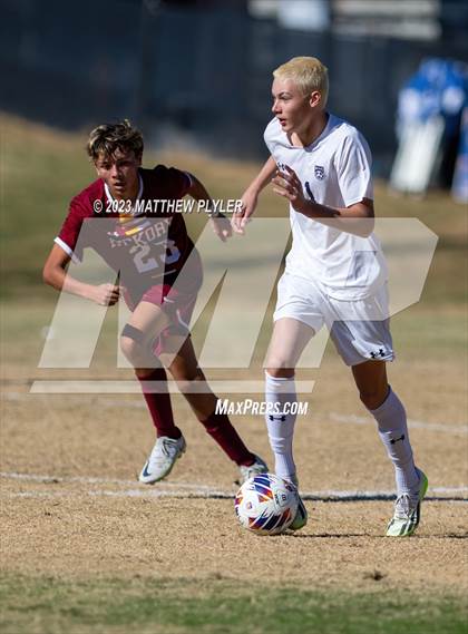 Thumbnail 1 in First Flight vs. Hickory (NCHSAA 3A Final) photogallery.