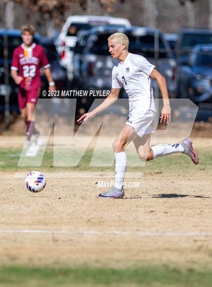 Thumbnail 1 in First Flight vs. Hickory (NCHSAA 3A Final) photogallery.