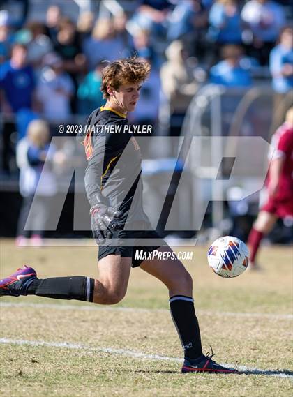 Thumbnail 1 in First Flight vs. Hickory (NCHSAA 3A Final) photogallery.