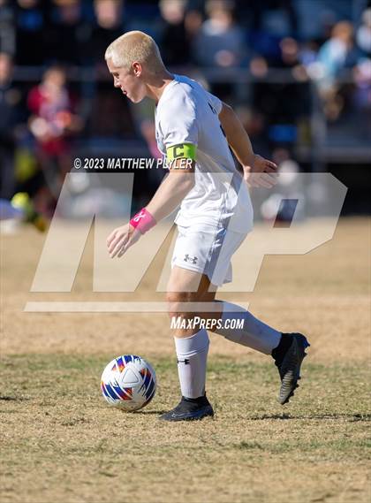 Thumbnail 2 in First Flight vs. Hickory (NCHSAA 3A Final) photogallery.